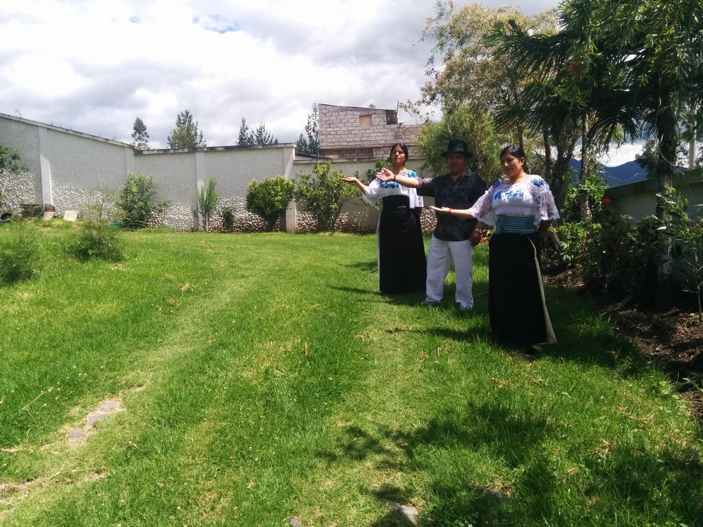 Hostal Curinan Otavalo Luaran gambar