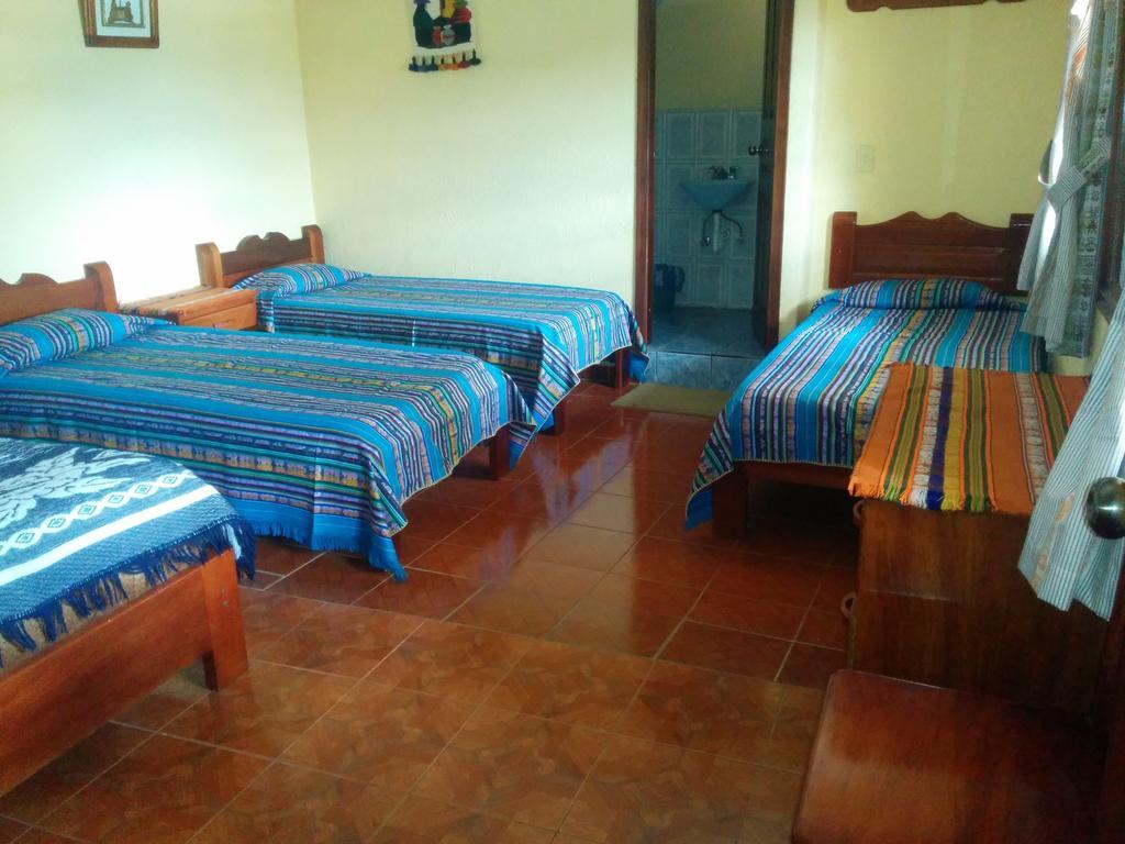 Hostal Curinan Otavalo Bilik gambar